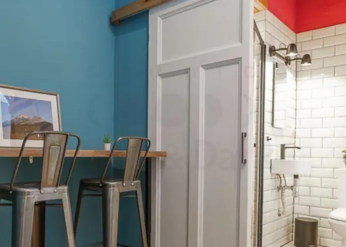 Luxury Art Deco 1-bed In Салоники