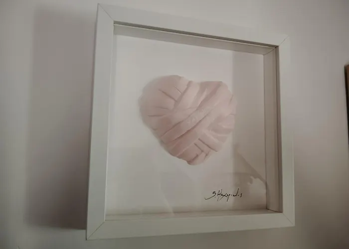 Luxury Art Deco 1-bed In Saloniki